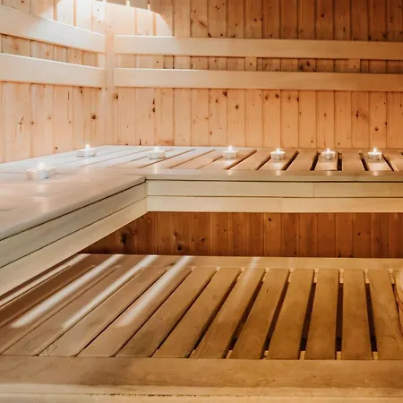 ホテル Gromada 3*