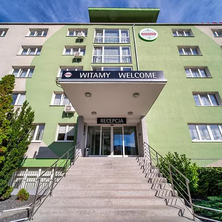 Gromada Stadion Hotel