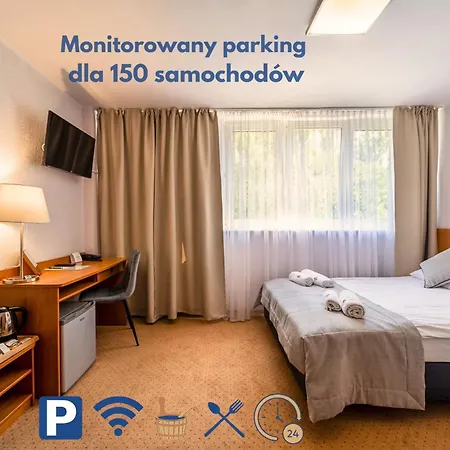 Gromada Stadion Hotel 3*