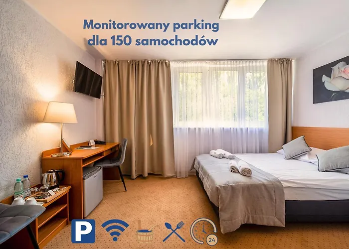 Gromada Stadion Hotel 3*