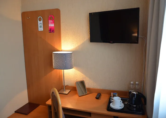 Hotel Gromada Stadion 3*