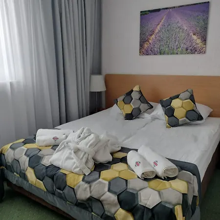 Gromada 3* Poznan