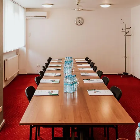 Hotel Gromada Poznan