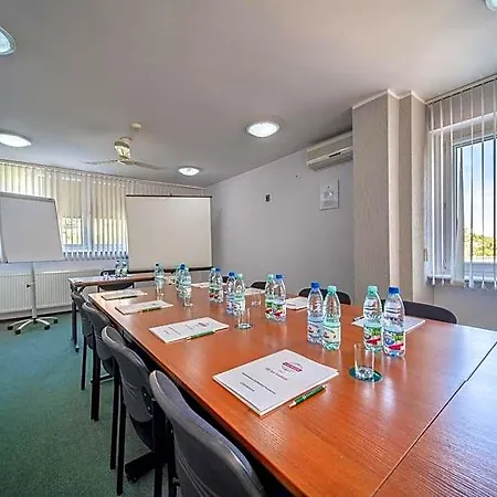 Gromada Stadion Hotel 3*