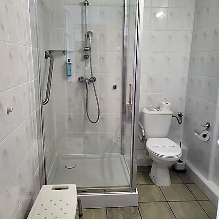 Gromada Stadion Otel 3*