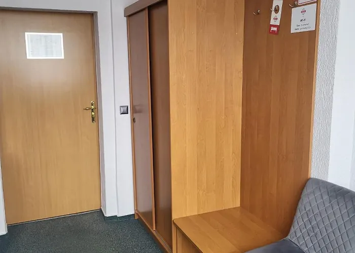 فندق Gromada Stadion بوزنان