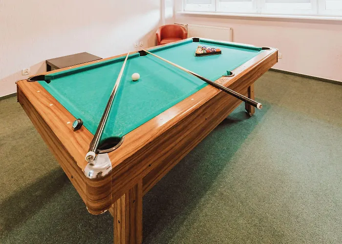 Gromada Stadion بوزنان