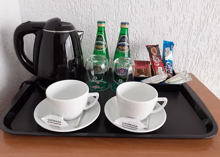 מלון Gromada Stadion 3*